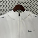 Nike Windbreaker Weiß