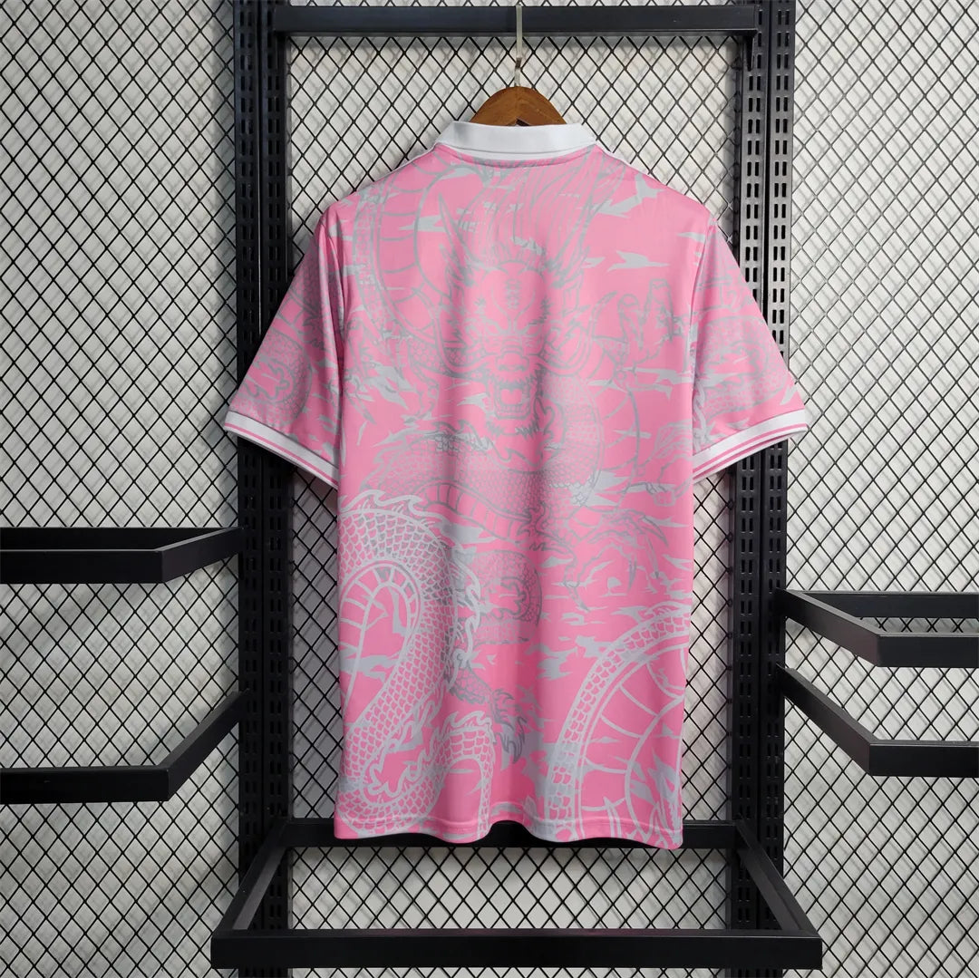 Real Madrid Sonderedition Rosa Drache
