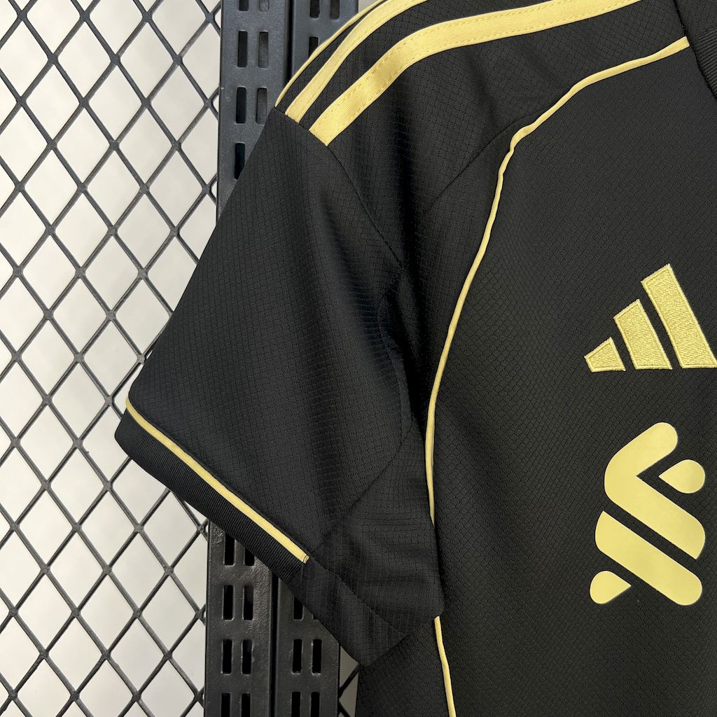 Liverpool Sonderedition Schwarz & Gold 2025/26