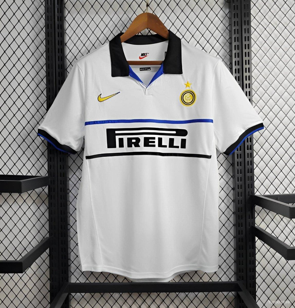 Inter Mailand Auswärts 1998/99