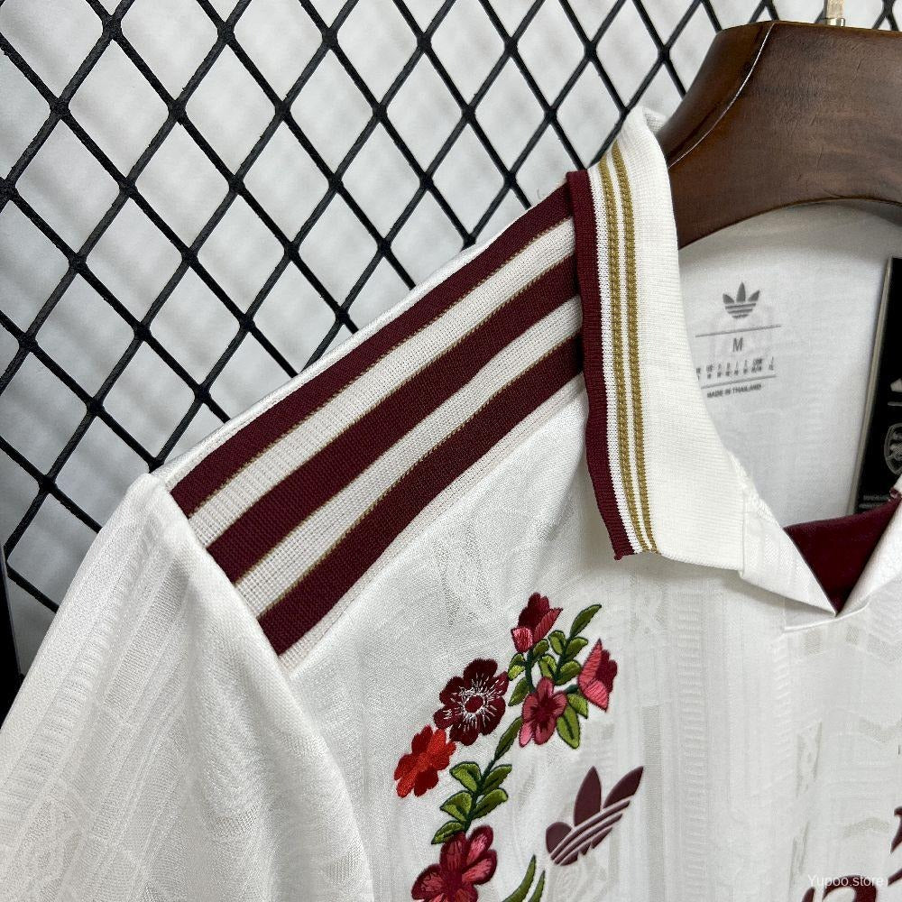 Arsenal Drittes Trikot Gestickte Blumen 2025/26