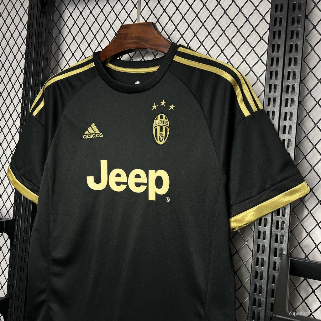 Juventus Drittes Trikot 2015/16