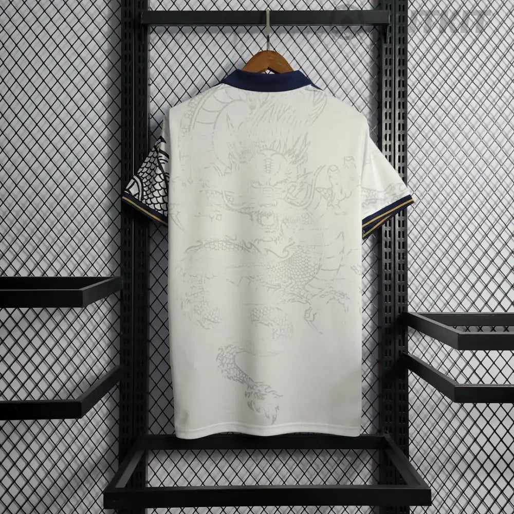 Real Madrid Chinesischer Drache Weißes Sondertrikot 22/23